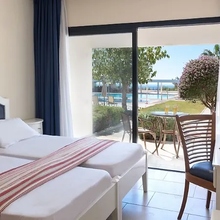 Royal Blue & Hotel 4*